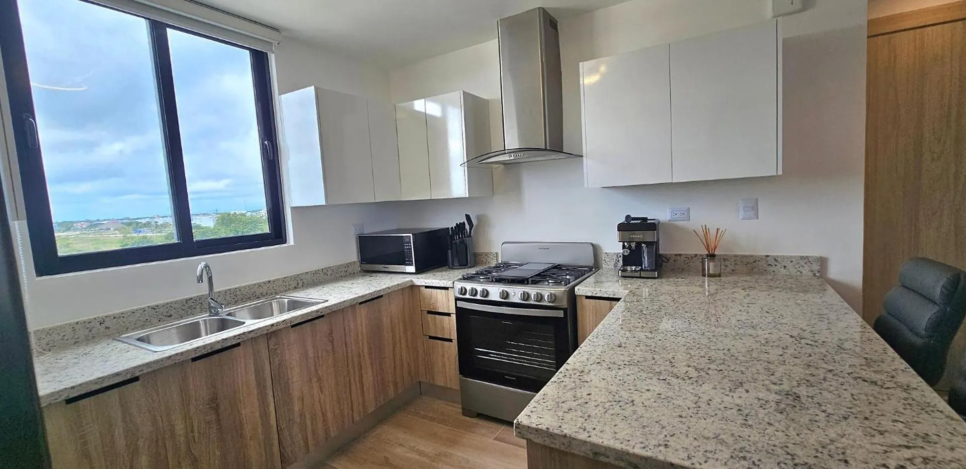 The Beach Spacious 2 Bedroom 2 Bath Apartment On Top Floor With Stunning Views Punta Cana Dominikana
